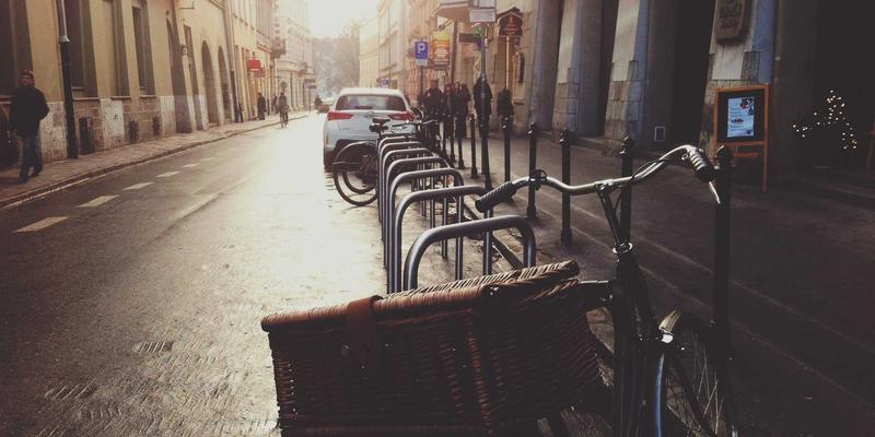 从手作到热销：创意小商品与家居用品的Etsy商业化全攻略